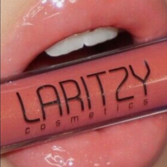 All new! Pretty in Pink Bundle: Nail Polish, Lip Gloss, Eye shadow - Picture 5 of 8